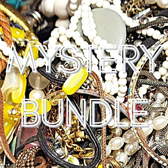 Mystery costume jewellery bundle - Picture 1 of 6